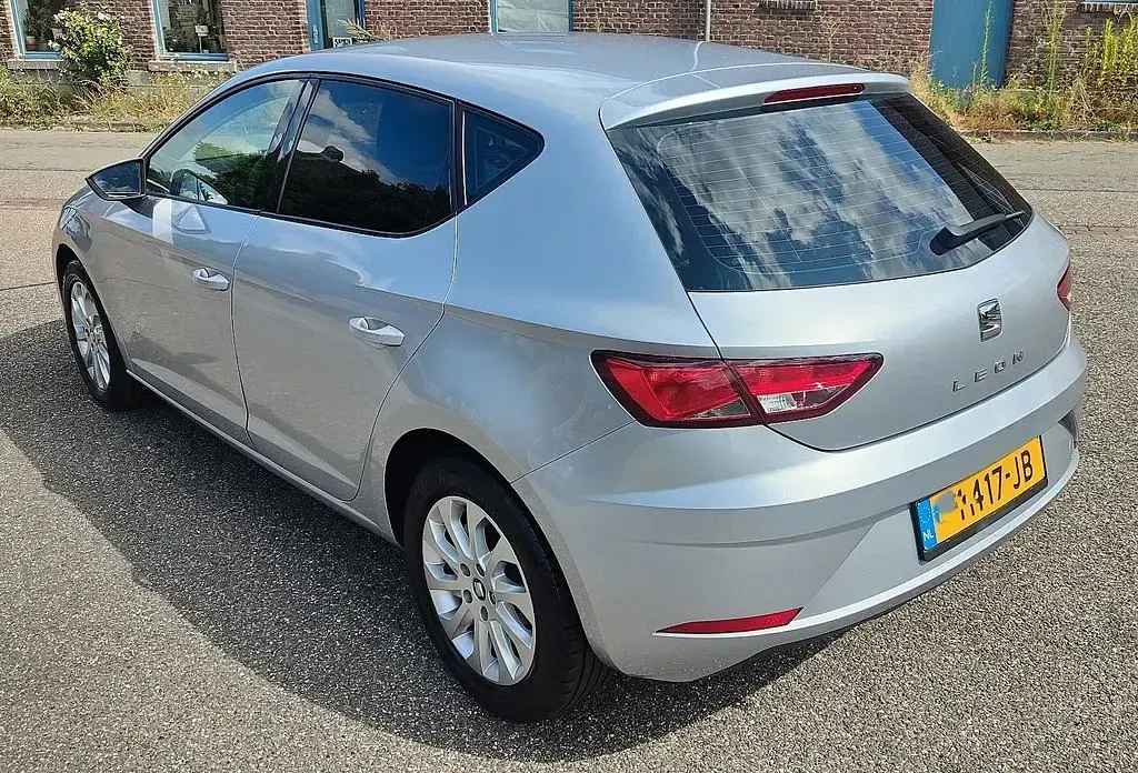 Gebraucht Seat Leon Reference 86 PS (63 kW) 2018 Silber Limousine
