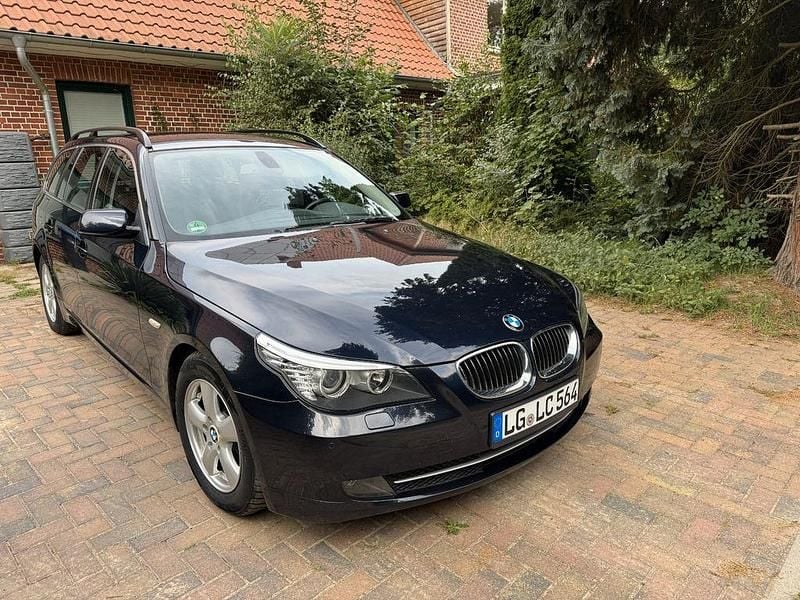 Blau Gebraucht 2008 BMW 560L Limousine | 6.900 € - Bild 1/4