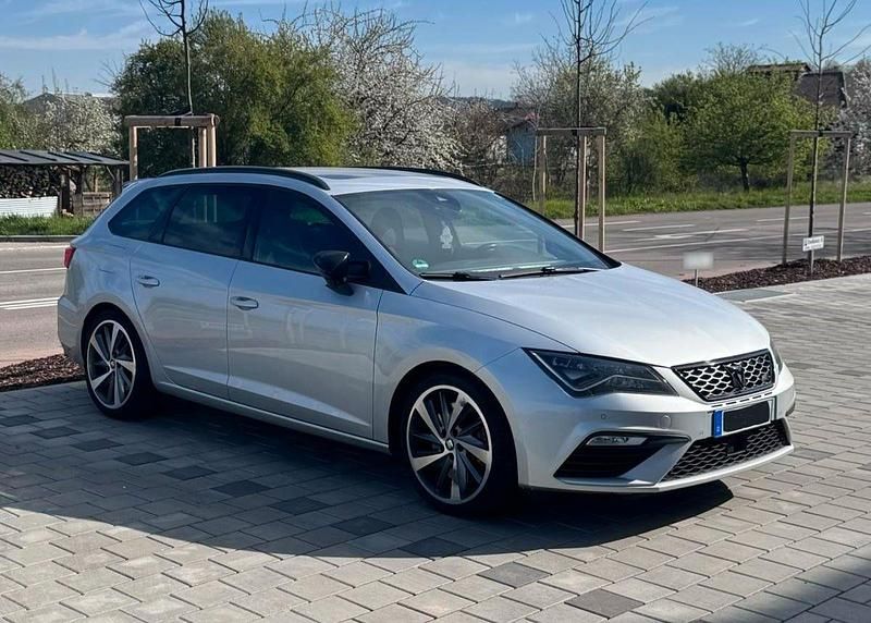 Gebraucht Seat Leon 4Drive 300 PS (220 kW) 2017 Silber Kombi