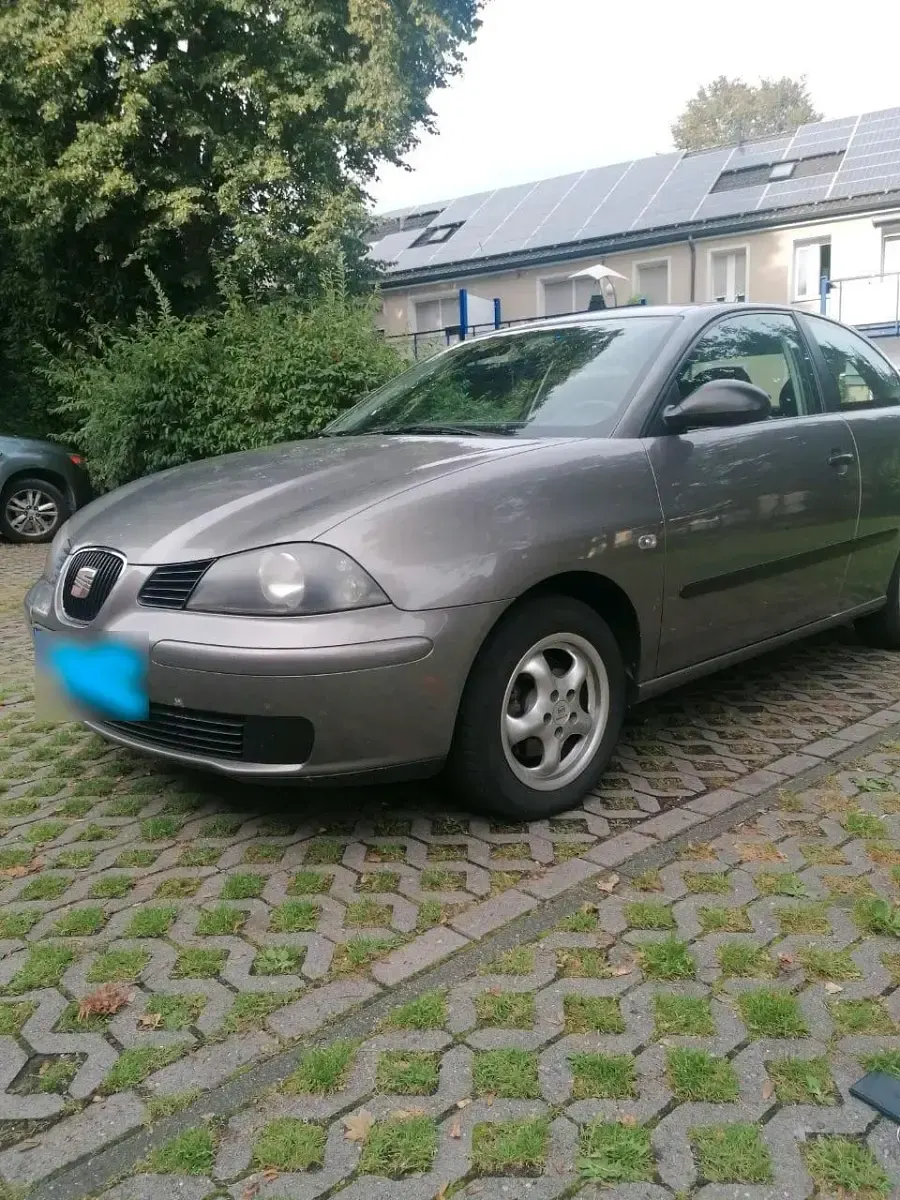 Gebraucht Seat Ibiza 75 PS (55 kW) 2002 Silber Kleinwagen