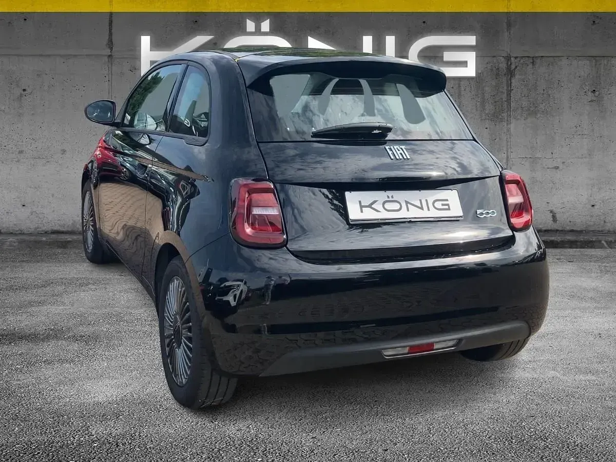 Gebraucht Fiat 500e Icon 86 kW (118 PS) 2021 Schwarz Kleinwagen