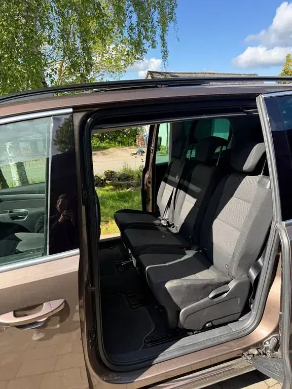 Gebraucht VW Sharan 140 PS (102 kW) 2012 Braun Van / Kleinbus