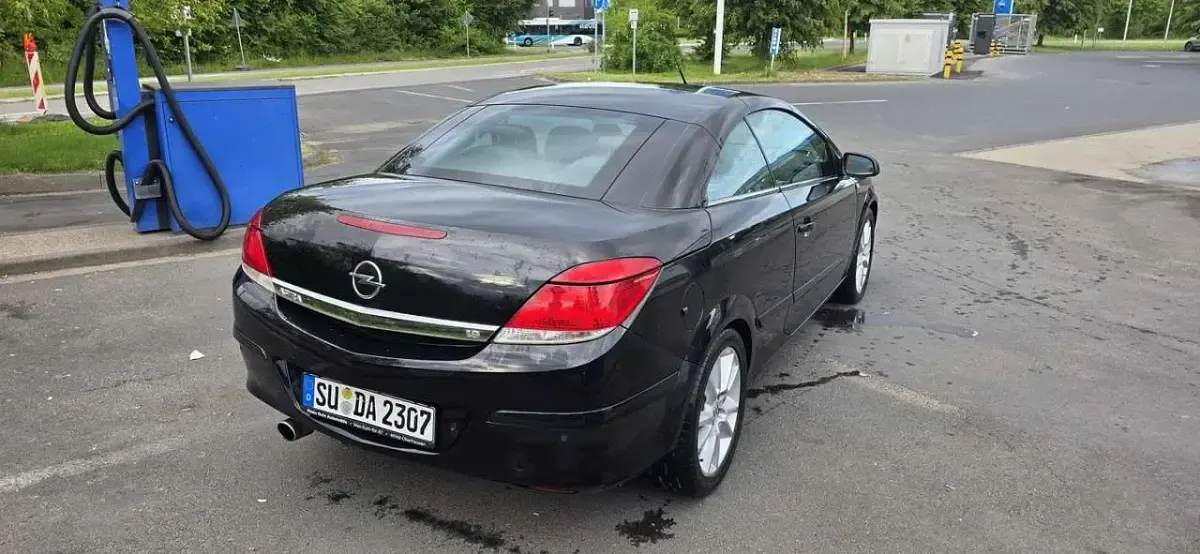 Gebraucht Opel Astra Cabriolet Edition 140 PS (102 kW) 2006 Cabrio