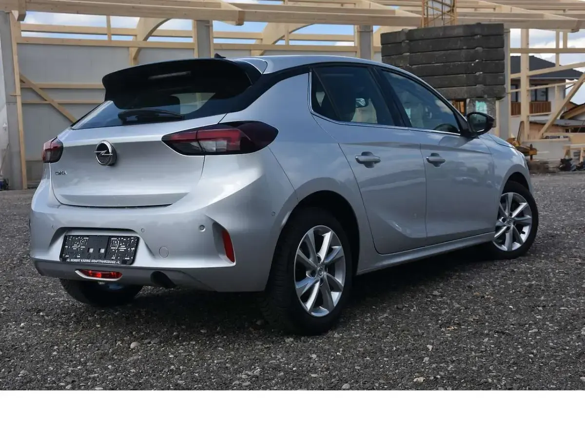 Gebraucht Opel Corsa Elegance 101 PS (74 kW) 2022 Silber Kleinwagen