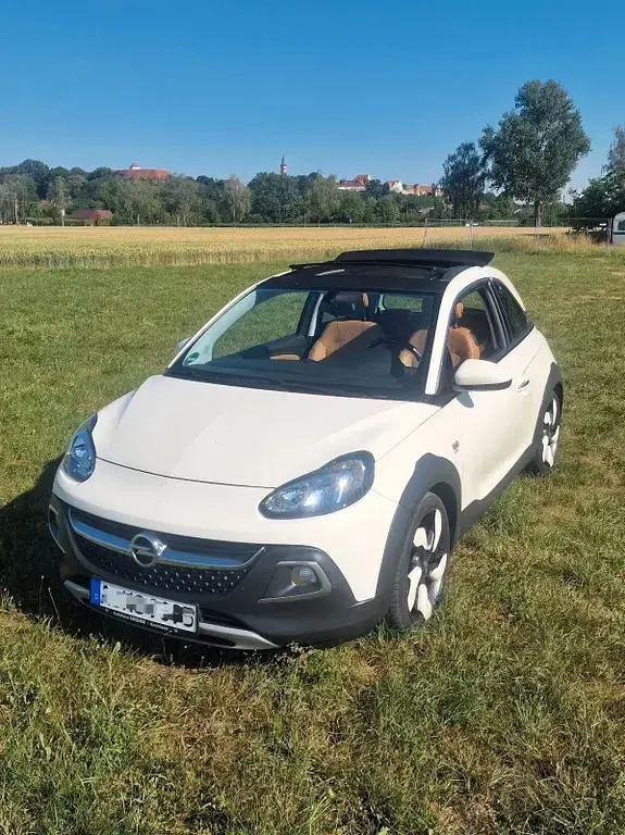 Gebraucht Opel Adam Rocks Rocks 116 PS (85 kW) 2017 Weiß Kleinwagen
