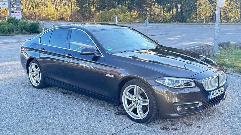Braun Gebraucht 2013 BMW 520 Limousine | 10.000 € (Guter Preis) - Bild 1/4