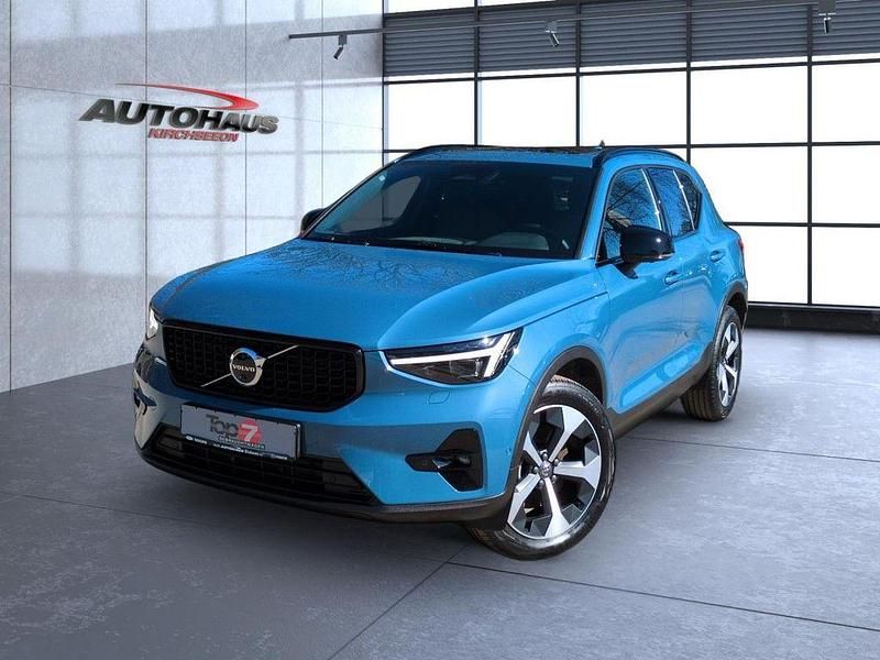 Gebraucht Volvo XC40 Plus 197 PS (144 kW) 2025 Blau SUV