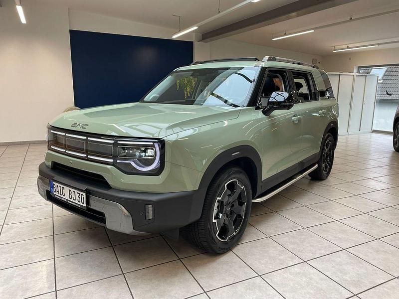 Grün Neu 2025 Baic BJ30 SUV | 35.990 € (Fairer Preis) - Bild 1/4