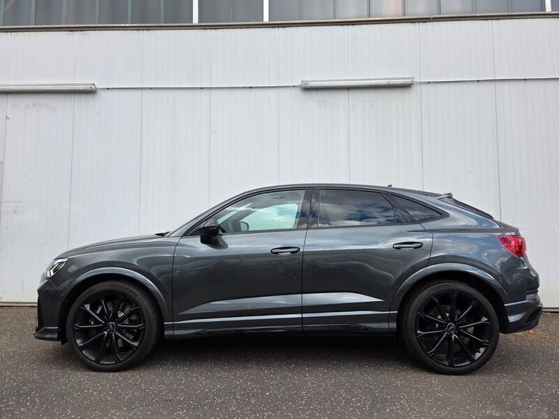 Daytonagrau perleffekt Gebraucht 2024 Audi RS Q3 Sport SUV | 64.900 € (Fairer Preis) - Bild 1/4