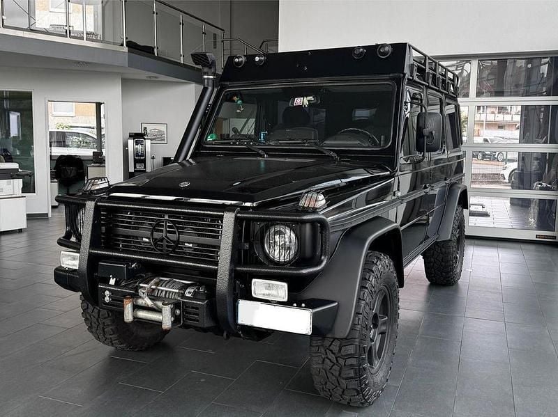 Gebraucht Mercedes G280 184 PS (135 kW) 2010 Tiefschwarz SUV