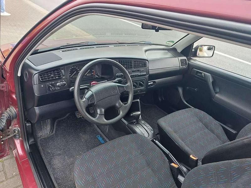 Gebraucht VW Golf III 75 PS (55 kW) 1995 Rot Limousine