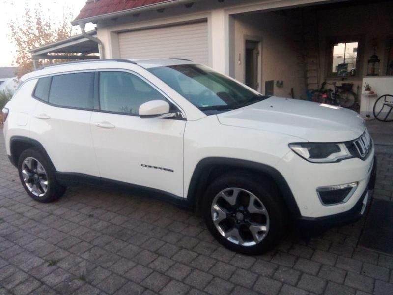 Gebraucht Jeep Compass Limited 170 PS (125 kW) 2019 Weiß SUV