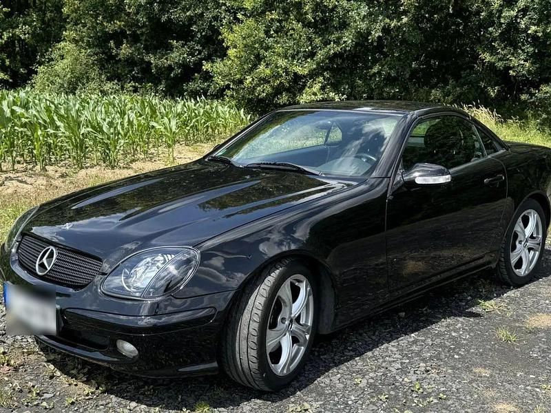 Schwarz Gebraucht 2003 Mercedes SLK200 Cabrio | 6.499 € (Teuer) - Bild 1/4