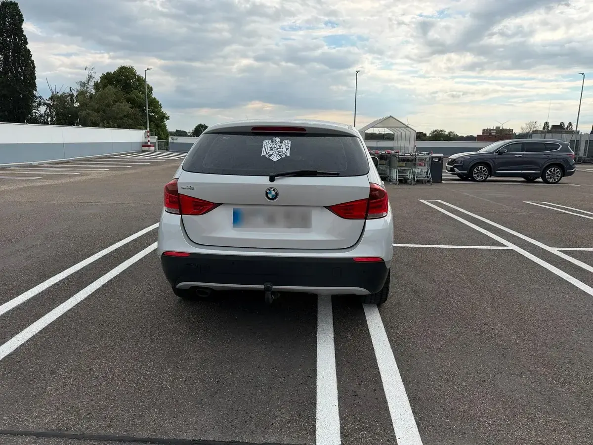 Gebraucht BMW X1 143 PS (105 kW) 2011 Grau SUV