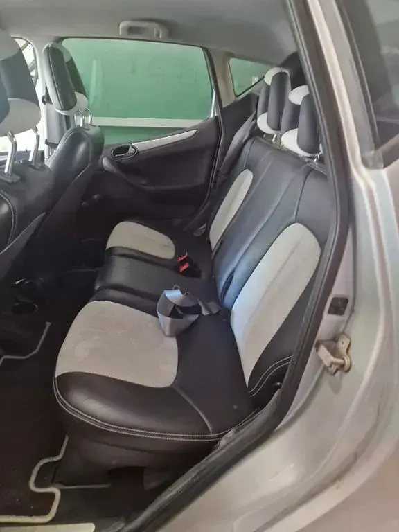 Używany Mercedes A210 140 KM (102 kW) 2003 Srebrny Minivan
