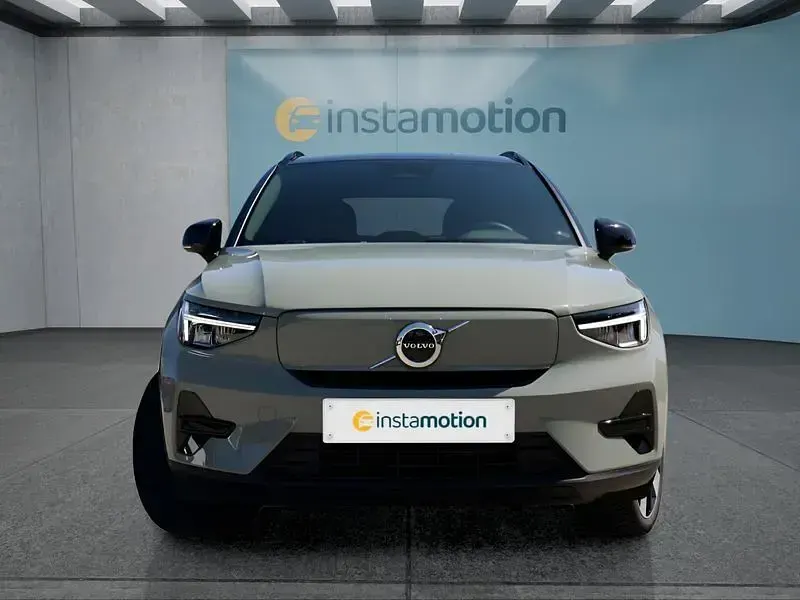 Gebraucht Volvo XC40 185 kW (252 PS) 2023 Grün SUV