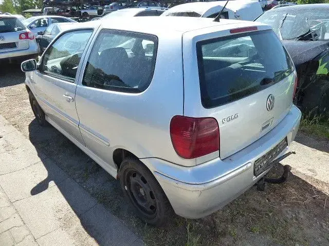 Gebraucht VW Polo Edition 75 PS (55 kW) 2001 Silber Limousine