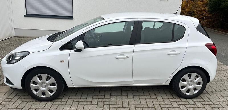 Weiß Gebraucht 2018 Opel Corsa Edition Kleinwagen | 7.200 € (Guter Preis) - Bild 1/4