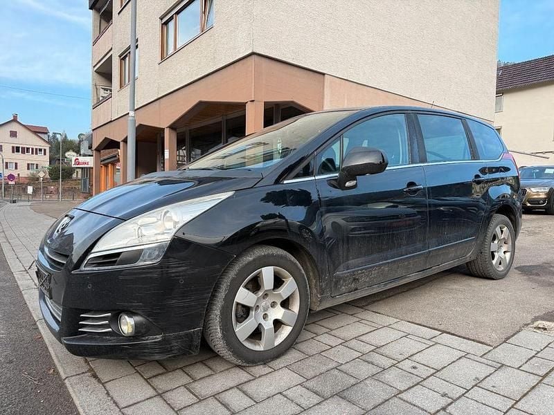 Schwarz Gebraucht 2010 Peugeot 5008 Premium Van / Kleinbus | 2.999 € (Superpreis) - Bild 1/4