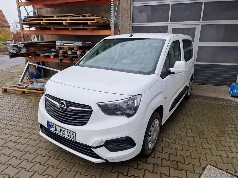 Gebraucht Opel Combo 110 PS (80 kW) 2020 Weiß Van / Kleinbus