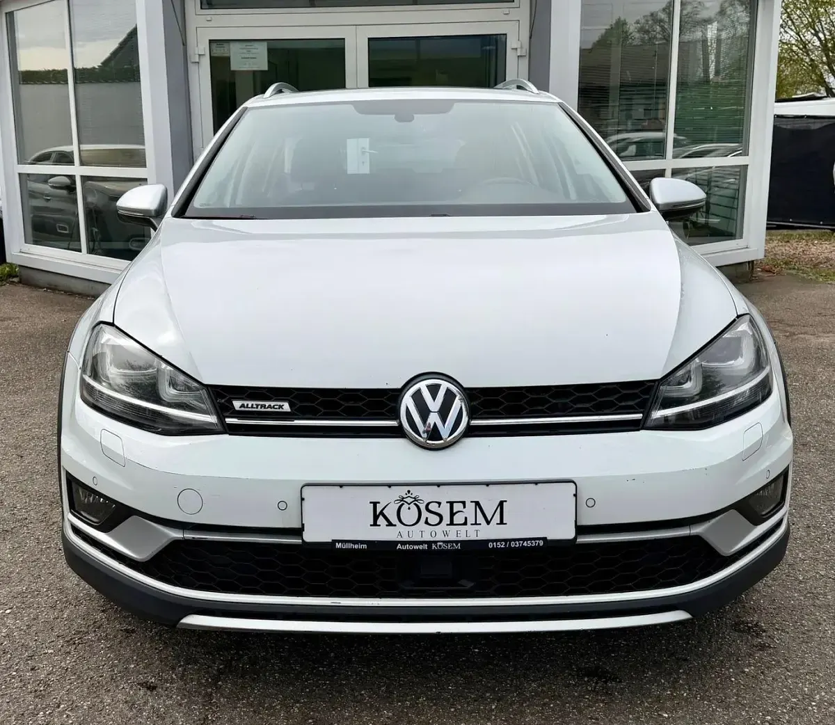 Gebraucht VW Golf Alltrack 184 PS (135 kW) 2016 Weiß Kombi