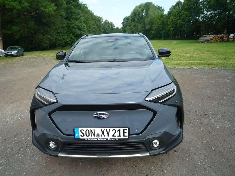 Harbor mist grey (p) Gebraucht 2022 Subaru Solterra Platinum SUV | 45.990 € - Bild 1/4