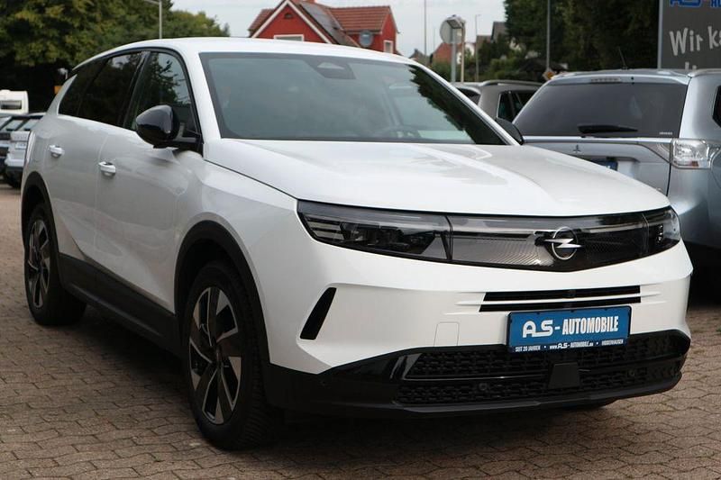 Weiß Gebraucht 2025 Opel Grandland X SUV | 32.900 € (Fairer Preis) - Bild 1/4