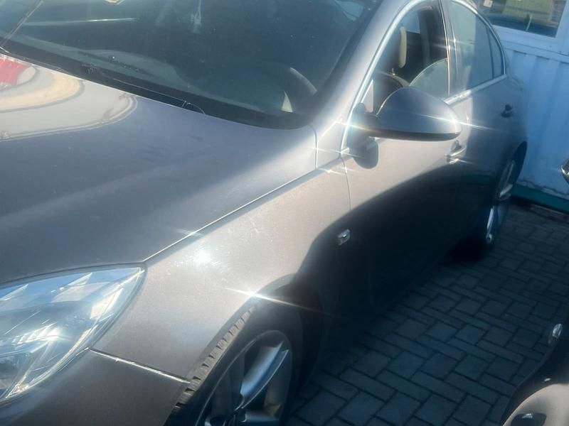 Brugt Opel Insignia 130 HK (95 kW) 2010 Grå Sedan