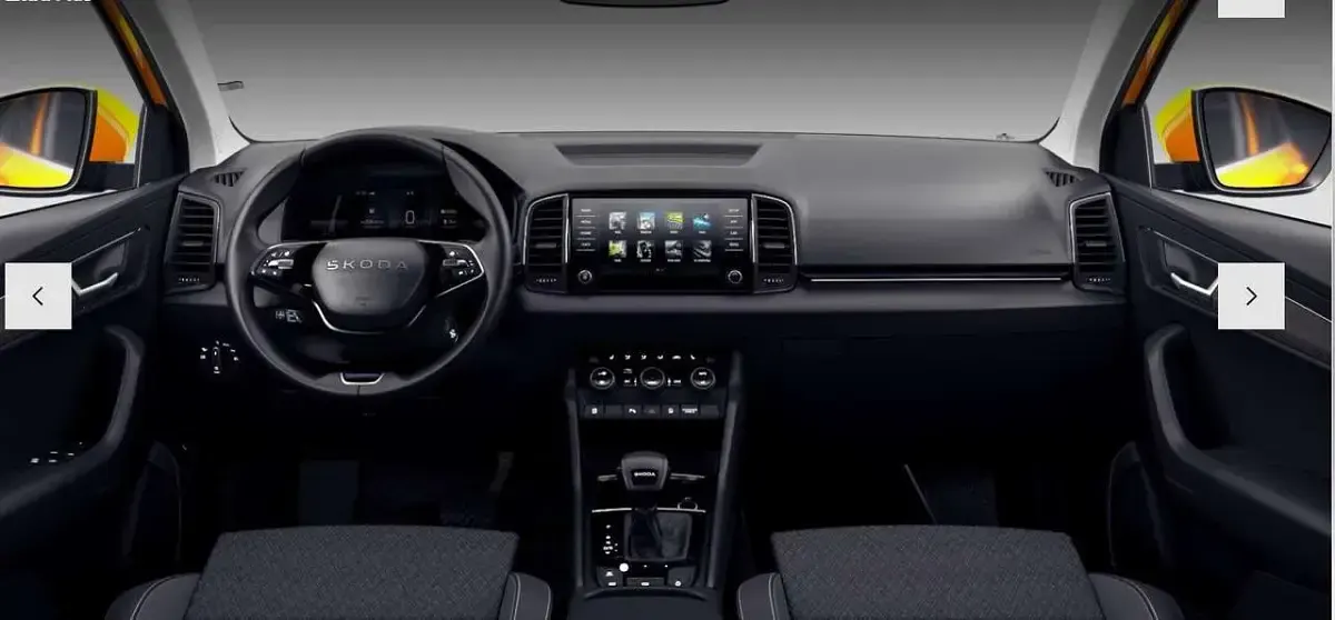Neu Skoda Karoq Selection 150 PS (110 kW) 2025 Waehlbar SUV
