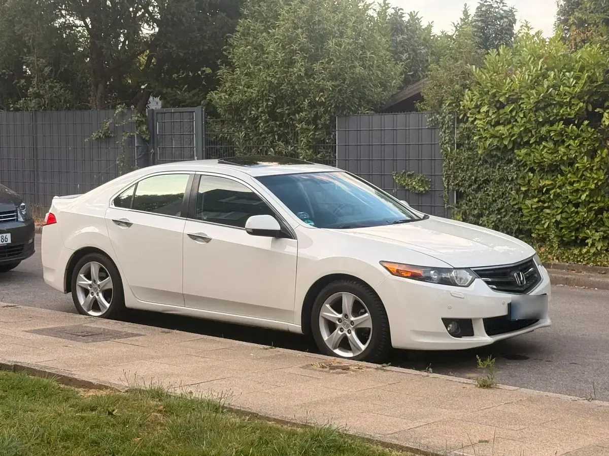 Gebraucht Honda Accord 156 PS (114 kW) 2008 Weiß Limousine