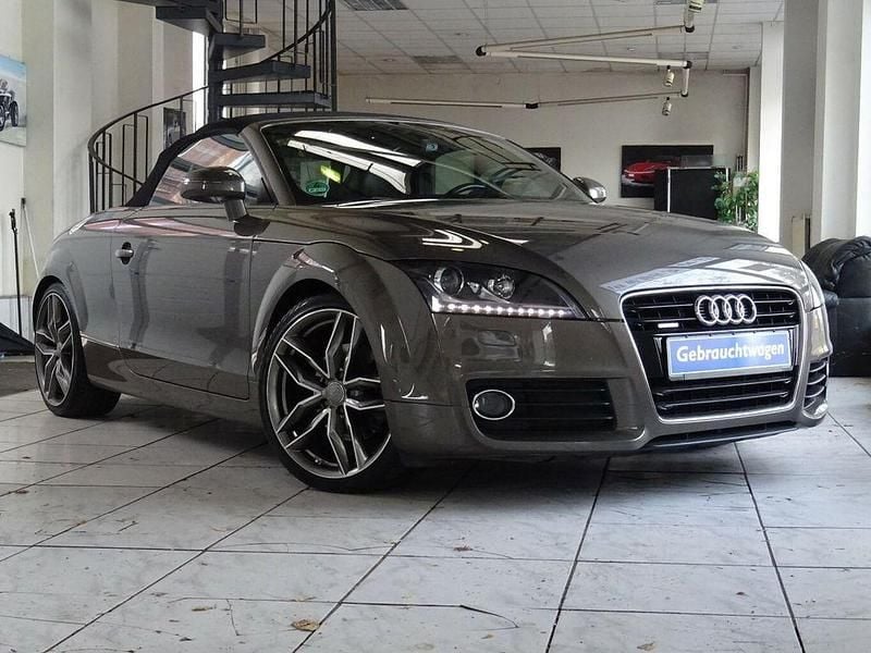 Grau Gebraucht 2011 Audi TT S-Line Cabrio | 16.990 € (Fairer Preis) - Bild 1/4
