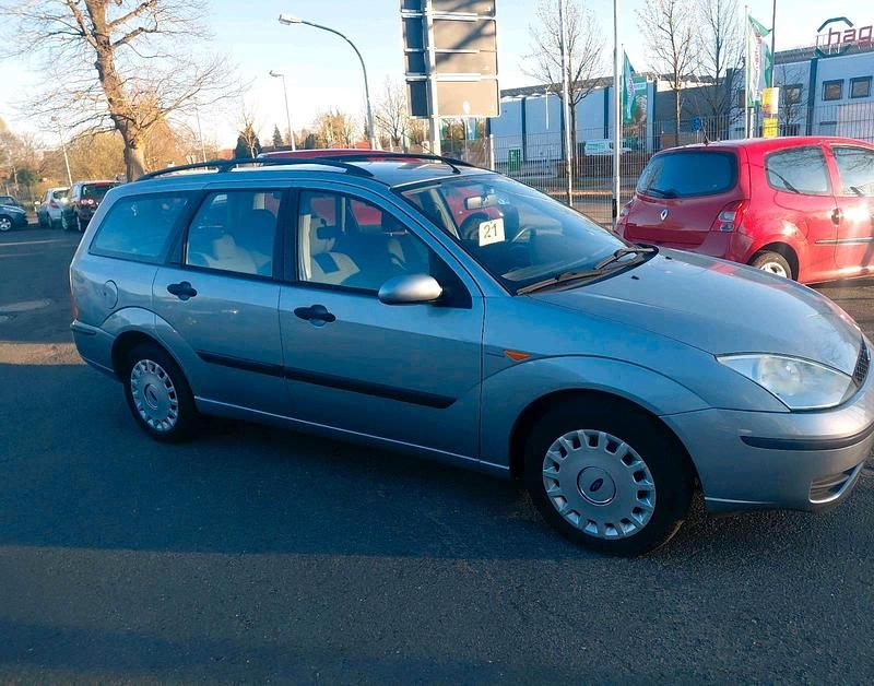 Gebraucht Ford Focus 115 PS (84 kW) 2005 Silber Kombi