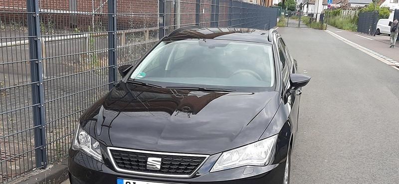 Schwarz Gebraucht 2019 Seat Leon ST Kombi | 12.999 € (Fairer Preis) - Bild 1/4
