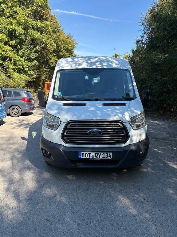 Weiß Gebraucht 2015 Ford Transit Van / Kleinbus | 9.800 € - Bild 1/4