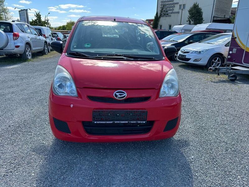 Rot Gebraucht 2009 Daihatsu Cuore Kleinwagen | 890 € (Superpreis) - Bild 1/4