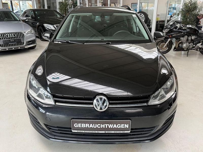 Second-hand VW Golf VII Trendline 110 CP (80 kW) 2016 Negru Break