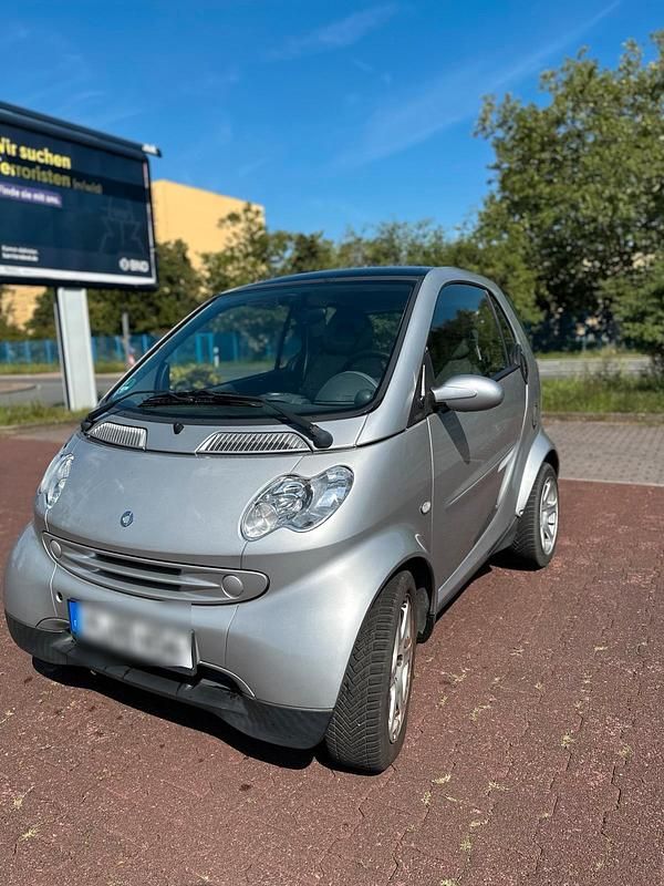 Silber Gebraucht 2003 Smart ForTwo Coupé Kleinwagen | 2.500 € - Bild 1/4