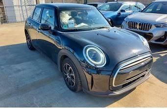 Gebraucht Mini Cooper 136 PS (100 kW) 2022 Schwarz Kleinwagen