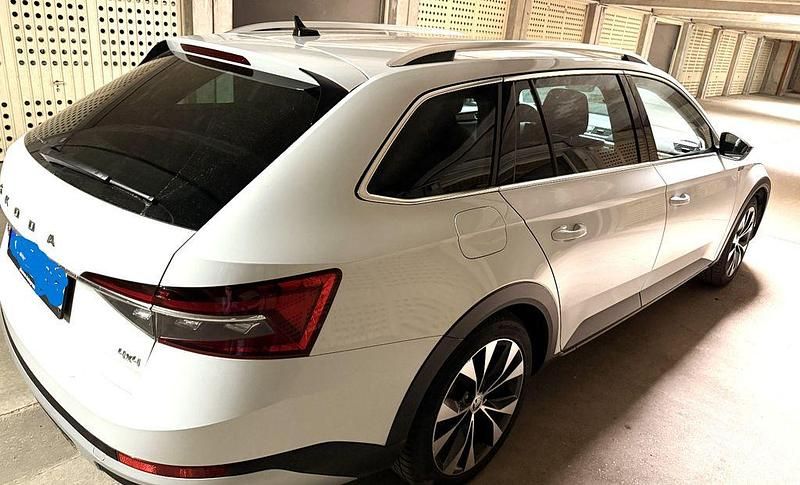 Gebraucht Skoda Superb 190 PS (139 kW) 2019 Weiß Kombi