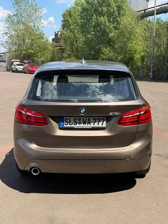 Gebraucht BMW 218 Active Tourer 140 PS (102 kW) 2019 Beige Van / Kleinbus