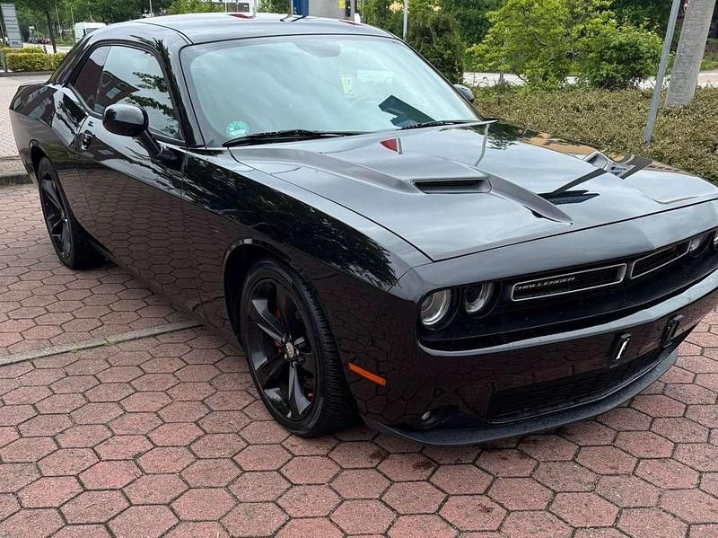 Schwarz Gebraucht 2018 Dodge Challenger Coupé | 27.300 € (Teuer) - Bild 1/4