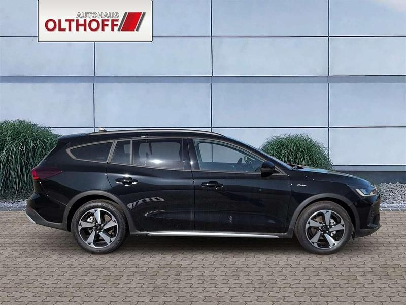 Neu Ford Focus Active X 155 PS (114 kW) 2025 Obsidianschwarz metallic Kombi