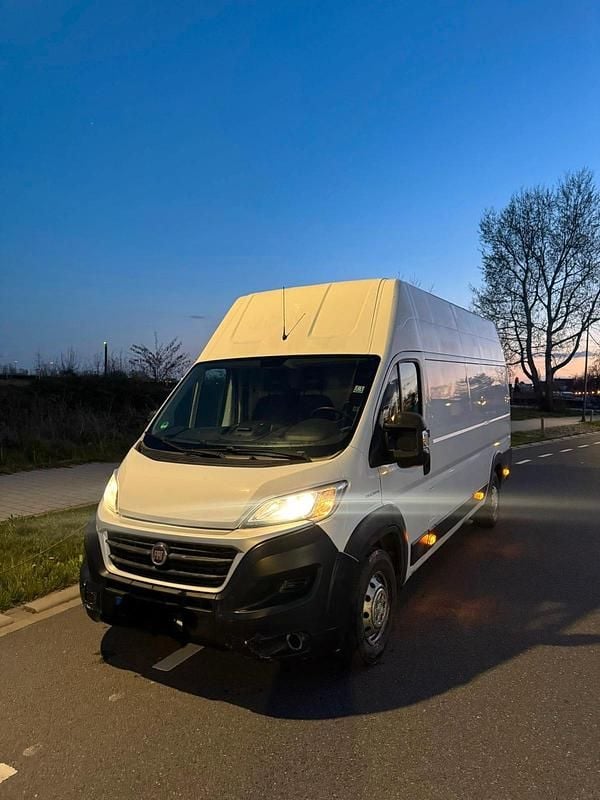 Gebraucht Fiat Ducato 150 PS (110 kW) 2019 Weiß Van