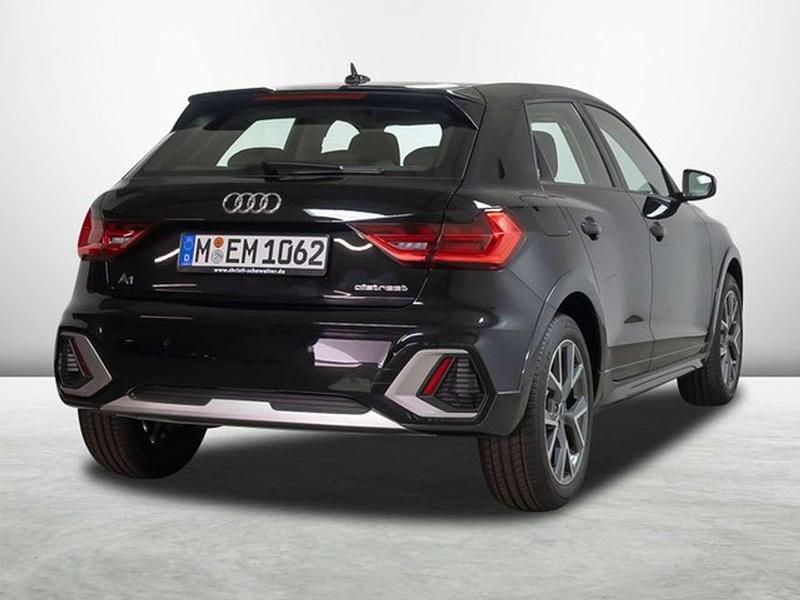 Gebraucht Audi A1 S-Line 110 PS (80 kW) 2024 Mythosschwarz metallic Kleinwagen