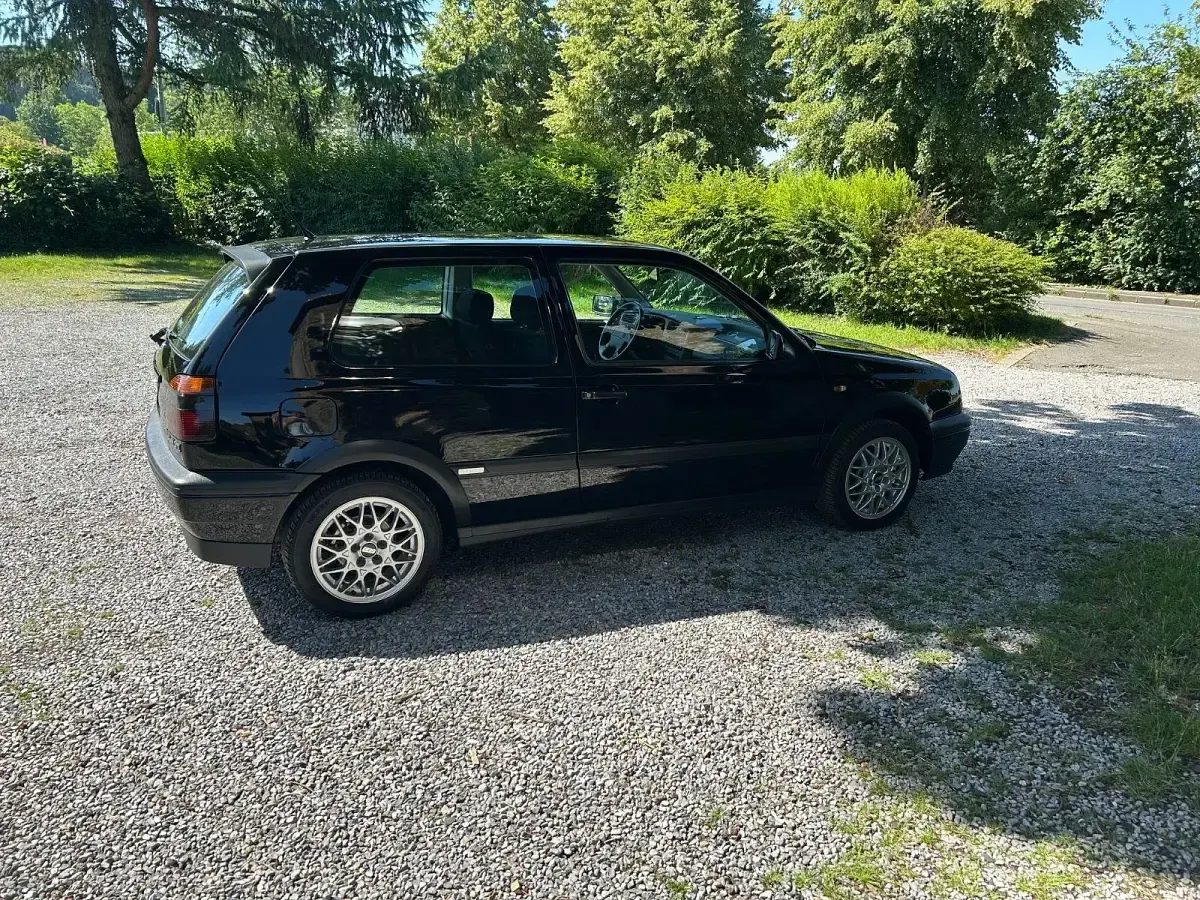 Gebraucht VW Golf III Edition 116 PS (85 kW) 1996 Schwarz Limousine