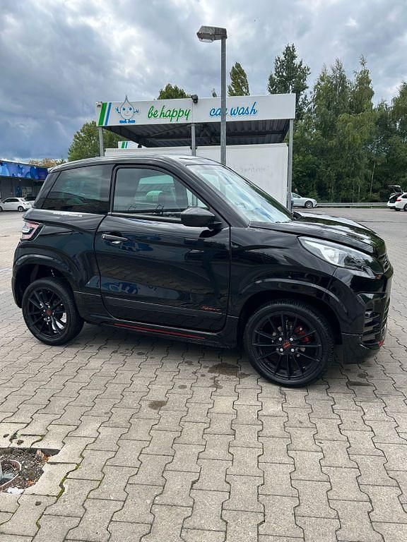 Schwarz Gebraucht 2023 Ligier JS60 Kleinwagen | 17.500 € (Fairer Preis) - Bild 1/4