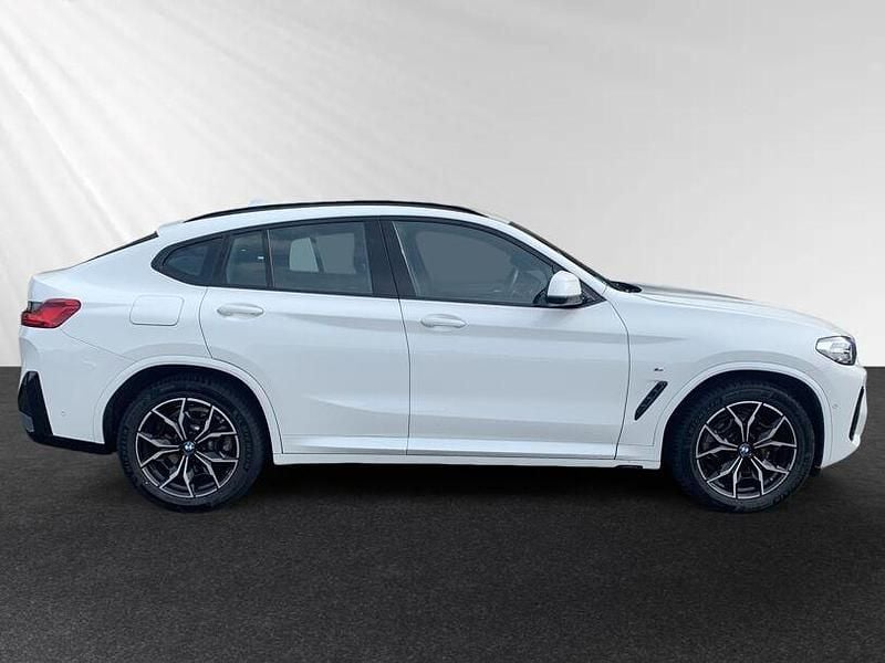 Gebraucht BMW X4 Efficient Dynamics 190 PS (139 kW) 2024 Alpinweiss SUV