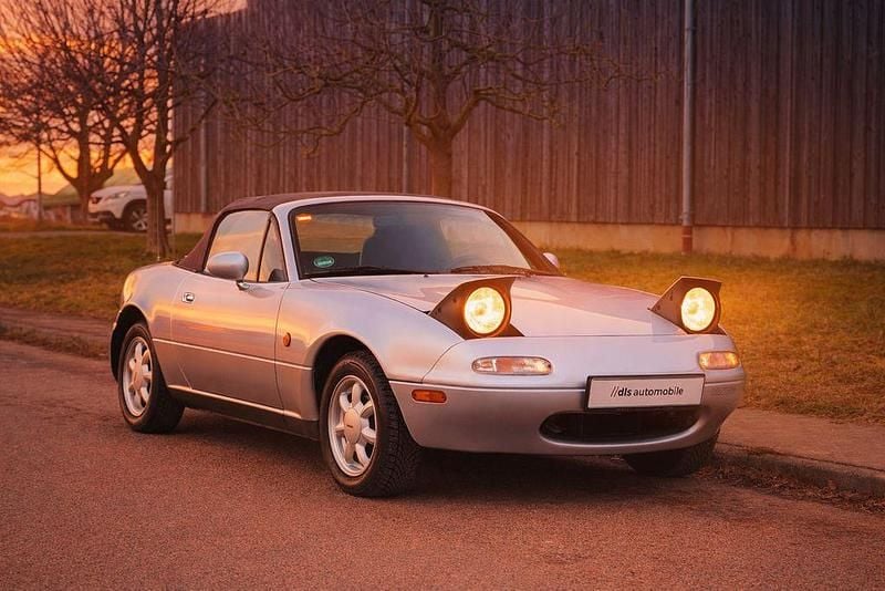 Gebraucht Mazda MX5 116 PS (85 kW) 1992 Silber Cabrio