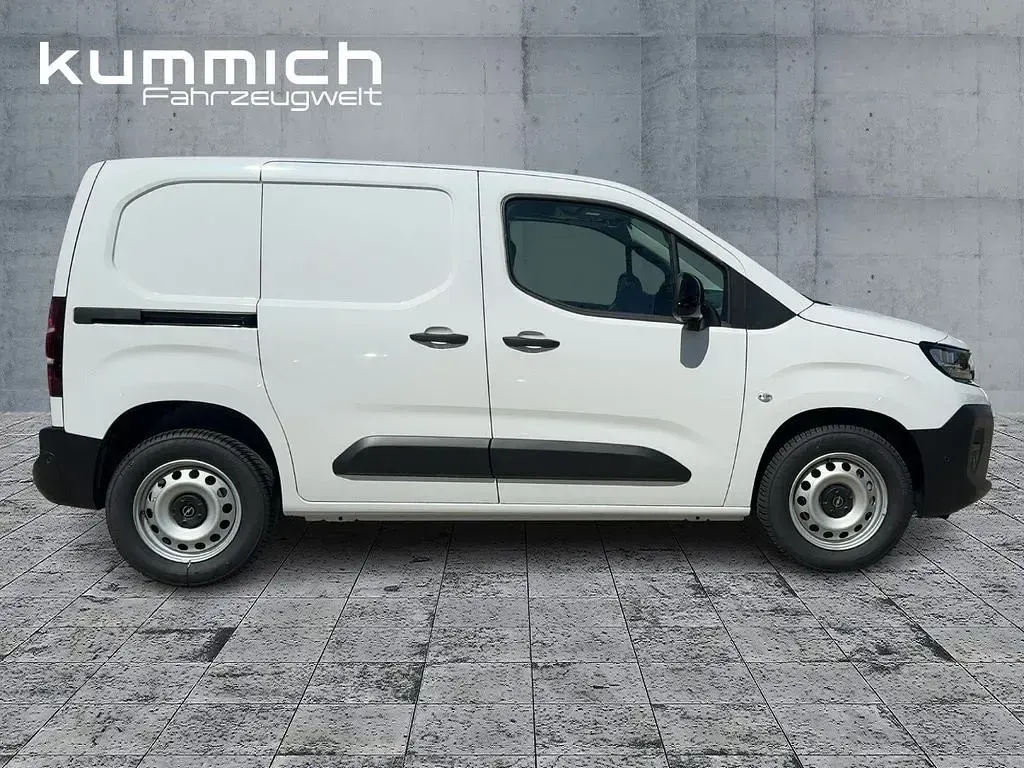 Neu Opel Combo 102 PS (75 kW) 2026 Weiß Van / Kleinbus