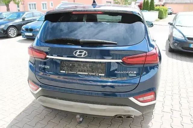 Gebraucht Hyundai Santa Fe Premium 200 PS (147 kW) 2020 Blaumet. SUV